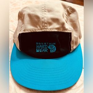 🚴‍♀️ Mountain Hardwear Cap
